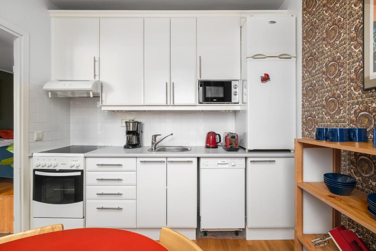 Апартаменти Wehost Spacious Traveller'S Hq Above Metro @Vilhonvuorenkuja 16 Гельсінкі Екстер'єр фото
