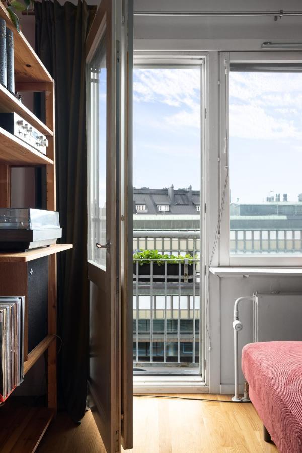 Апартаменти Wehost Spacious Traveller'S Hq Above Metro @Vilhonvuorenkuja 16 Гельсінкі Екстер'єр фото