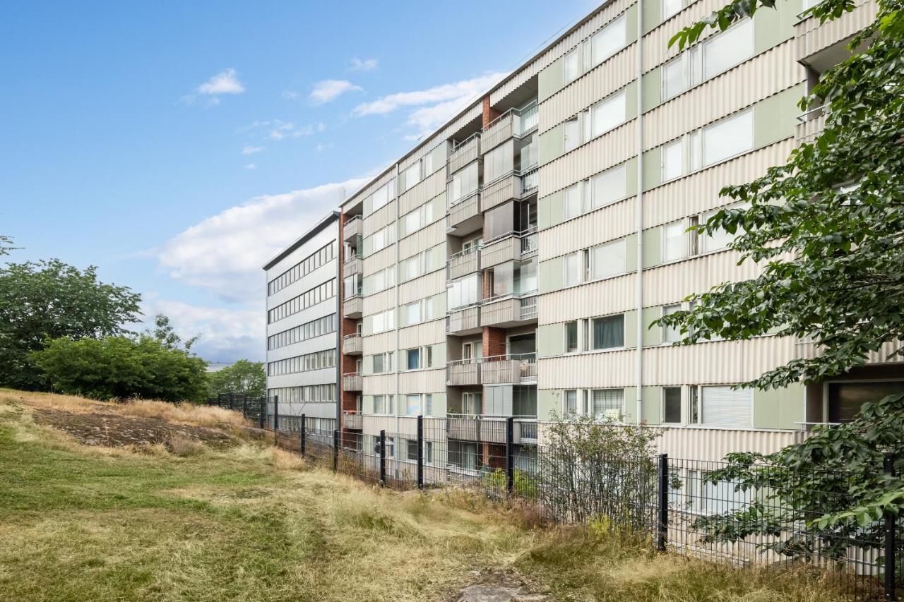 Апартаменти Wehost Spacious Traveller'S Hq Above Metro @Vilhonvuorenkuja 16 Гельсінкі Екстер'єр фото