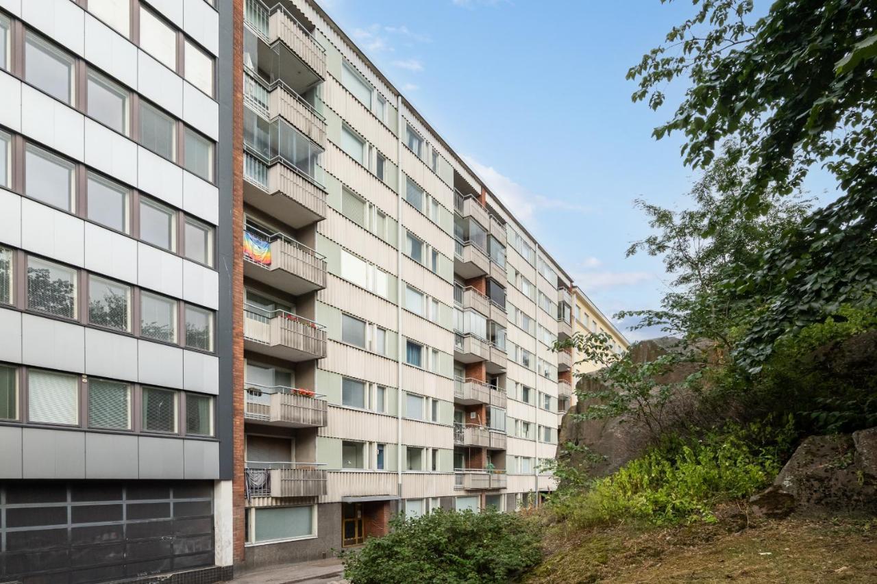 Апартаменти Wehost Spacious Traveller'S Hq Above Metro @Vilhonvuorenkuja 16 Гельсінкі Екстер'єр фото